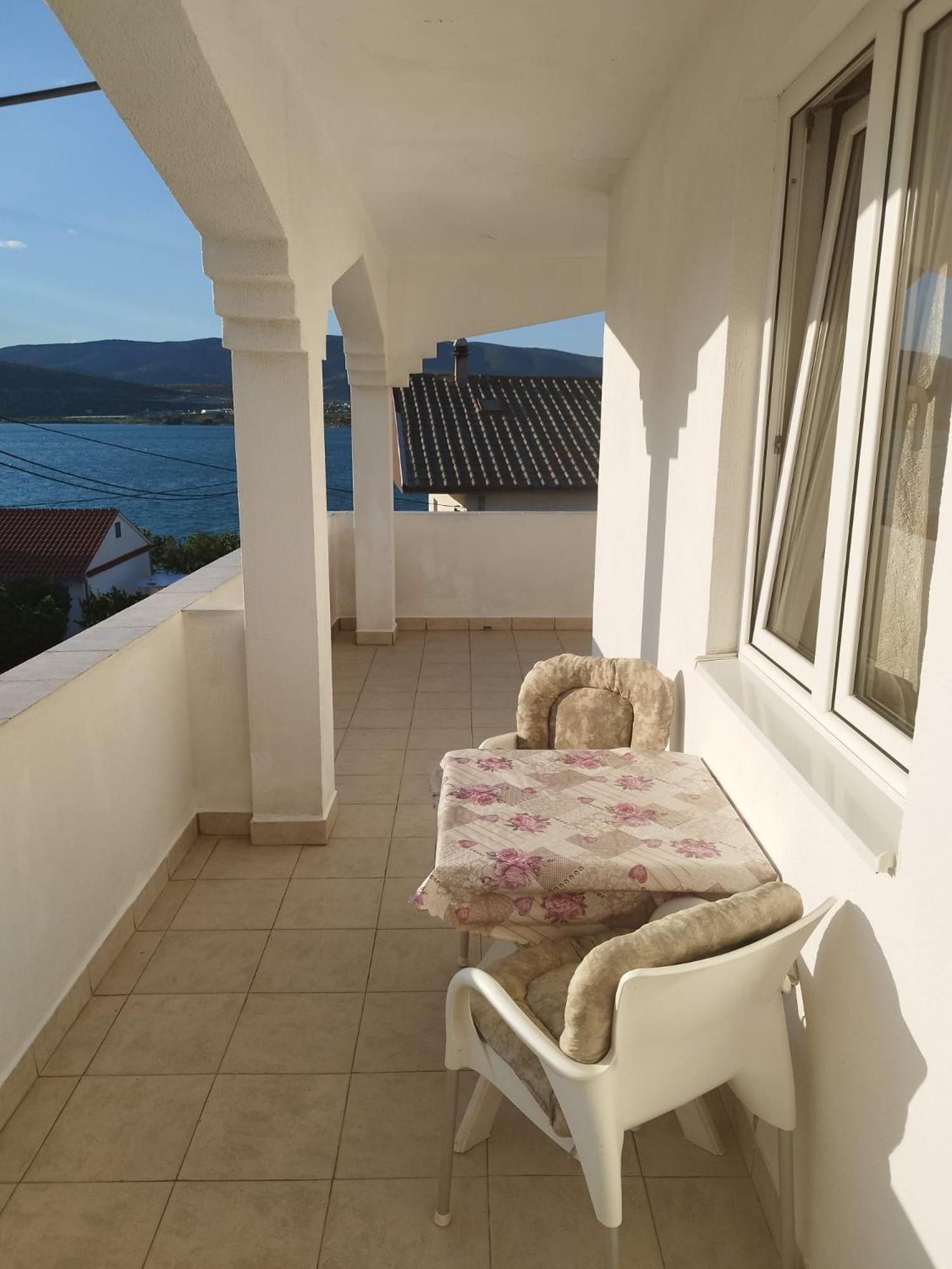 Apartmani Grgic Трогир Екстериор снимка